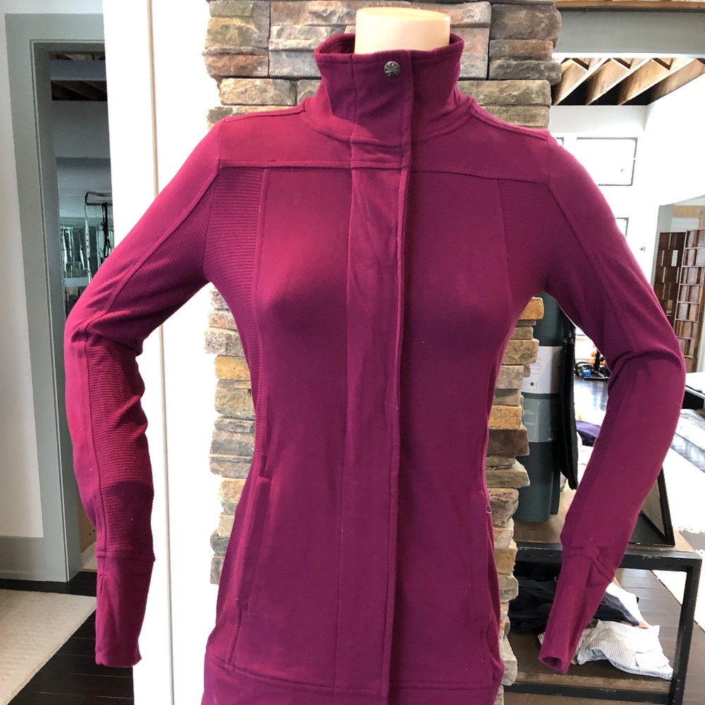 Athleta Warm-up jacket hat and fingerless gloves